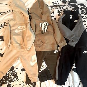 Nike Toddler Sweatsuits